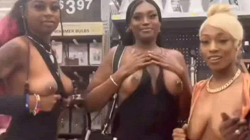 amateur big tits caught ebony exhibitionism exhibitionist natural tits public voyeur