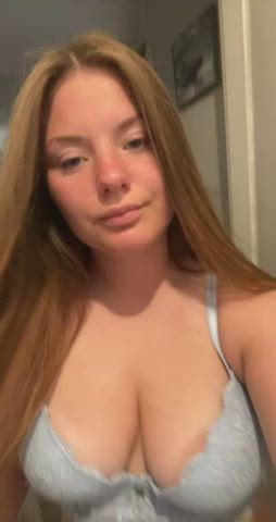 I want to find a guy to play with my tits all day long