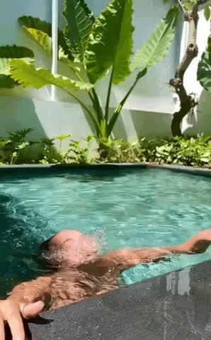 Big Tits Slow Motion Swimming Pool clip