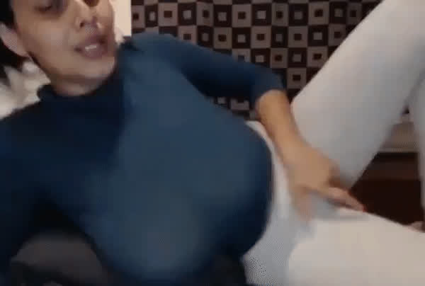 big tits boobs brunette indian clip