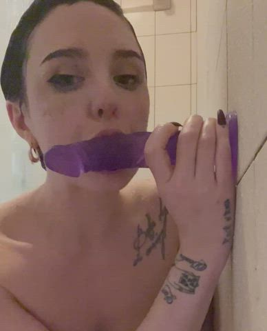 babe cute deepthroat dildo milf onlyfans short hair shower clip