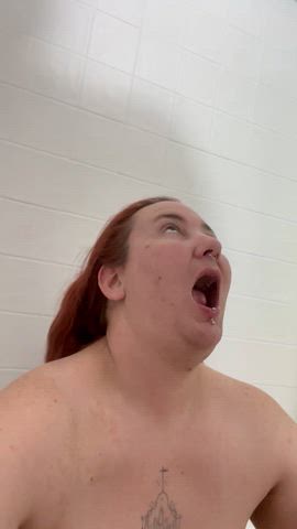 amateur milf piss clip