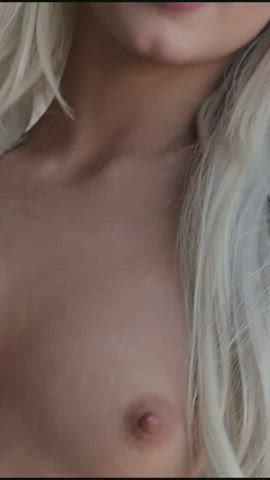 Babe Cum Elsa Jean clip