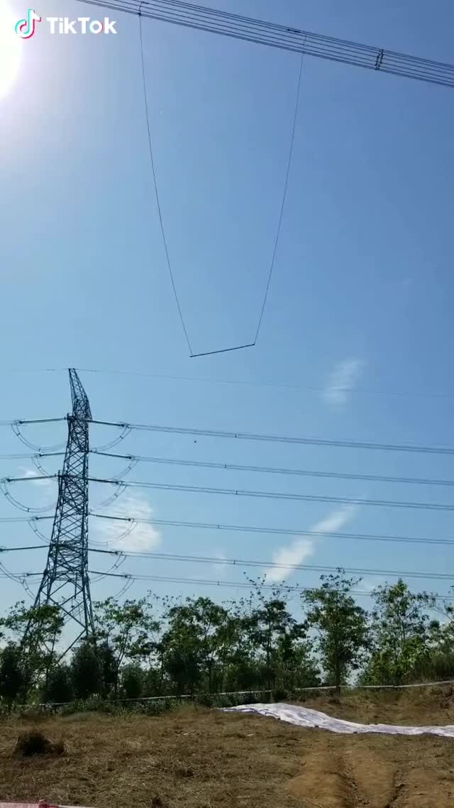 For the first time in the world, short circuit test of 1100 kV line