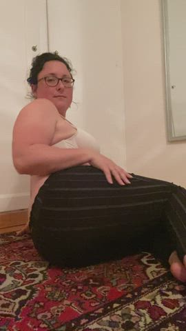 If you like 40 year old moms with fat butts I’m your fucking dreamgirl