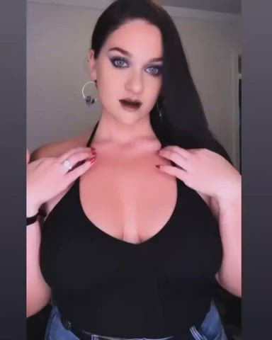 Bubble Butt Chubby Cleavage Erotic Femboy Sissy Thick clip