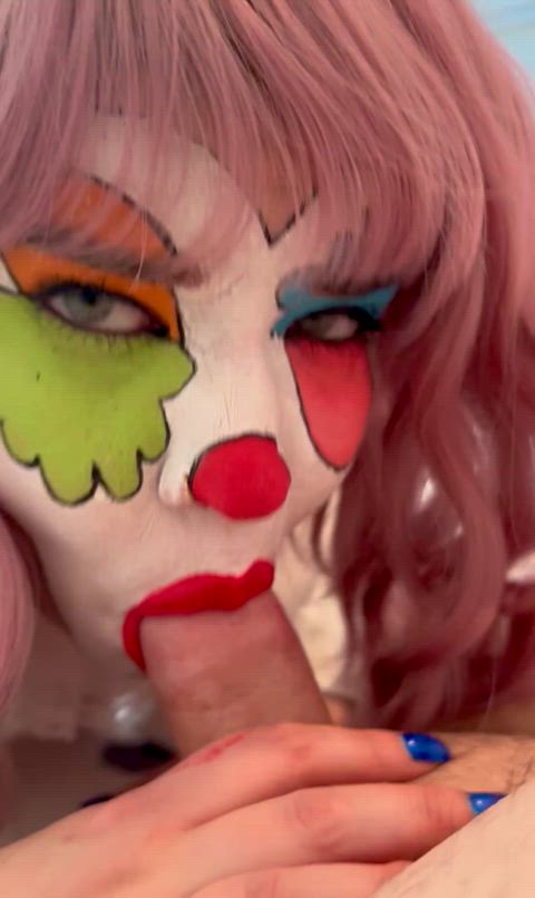 amateur ass blowjob clown clown girl teen amateur-girls blowjobs real-couples clip