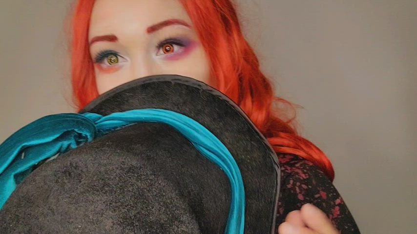 cosplay cute redhead sexy gaming couple clip