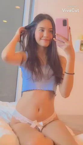 Cute OnlyFans Petite Teen clip