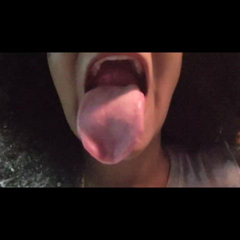 babe deepthroat pov public clip
