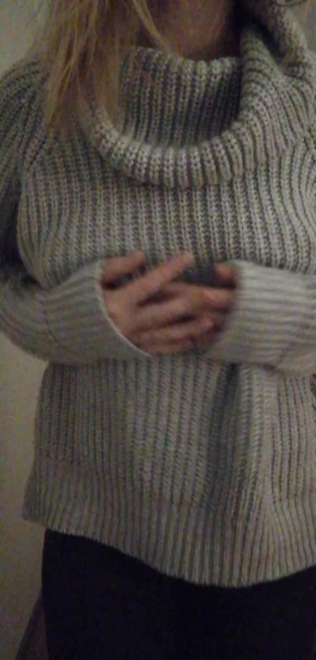 That time of year when big sweaters are hiding something nice :) [OC]