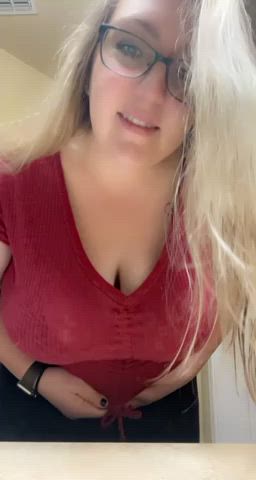 bbw chubby milf mom nsfw tits titty drop clip