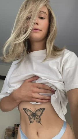 blonde boobs pierced teen clip