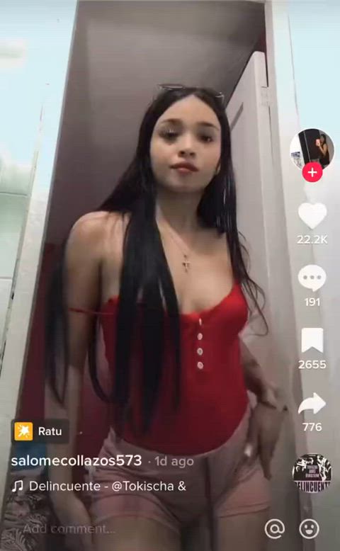 boobs flashing nipples nipslip tiktok r/tiktits clip