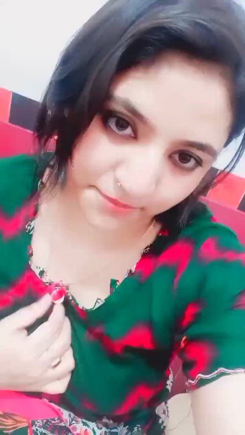 cleavage desi selfie clip