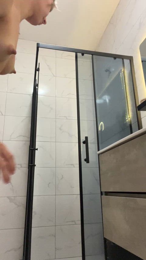 milf petite shower girls-showering clip