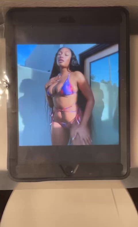 Absolutely Drowning Megan Thee Stallion💦💦🤤😏