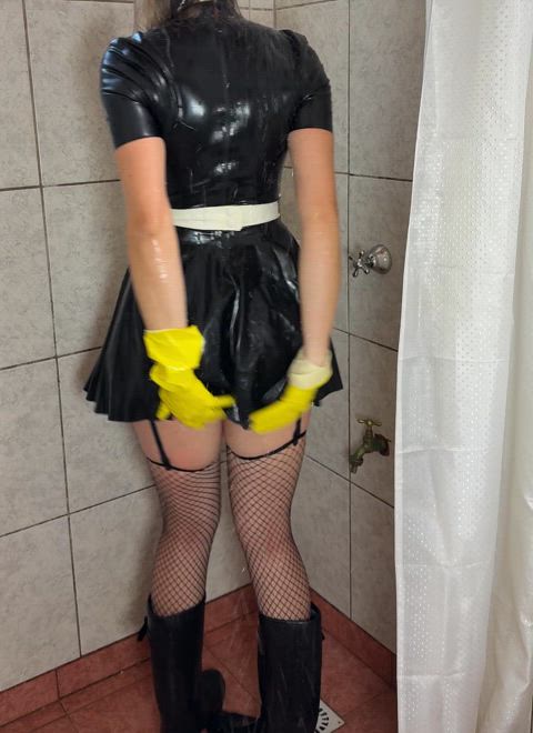 naughty latex maid