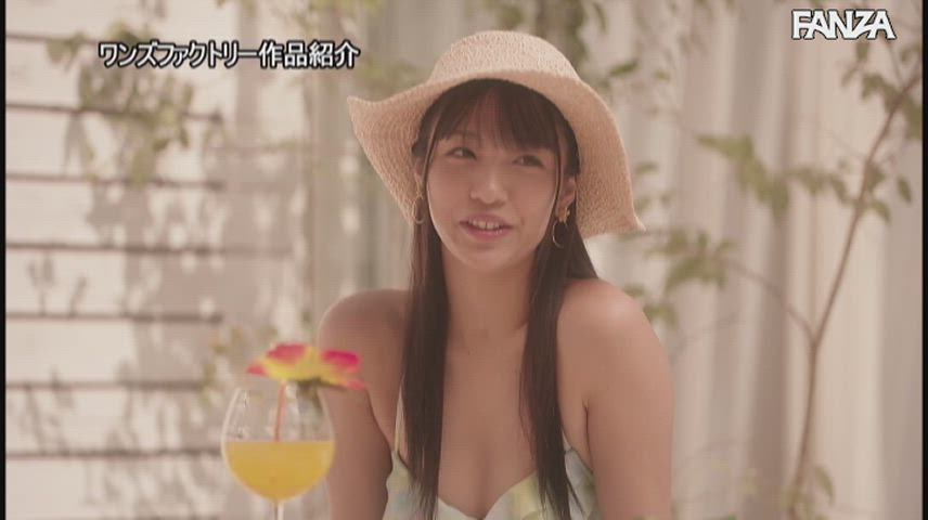 Summer sex ... Hinari Kinoshita in WAAA-197