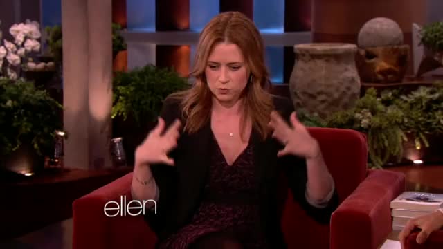 Jenna Fischer saying "boobs"