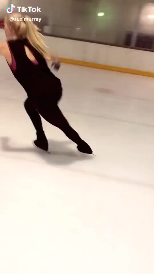 Have you tried skating before?? #featureme #makeeverysecondcount #sports #talent