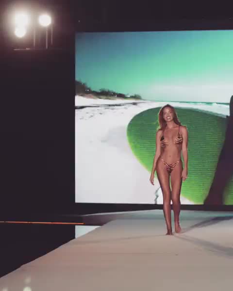 Thank you @patelimages for capturing my inner diva on the @si_swimsuit runway. ?