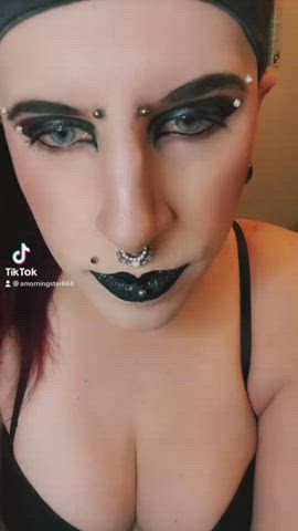 Heard you like thick trans goth girls 😉 Yeah I used TikTok 😅 Let me trap your