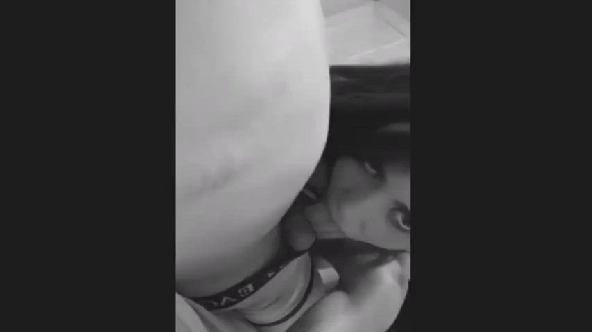 19 Years Old Anal Couple Cumshot Latina Sucking Teen Threesome TikTok clip