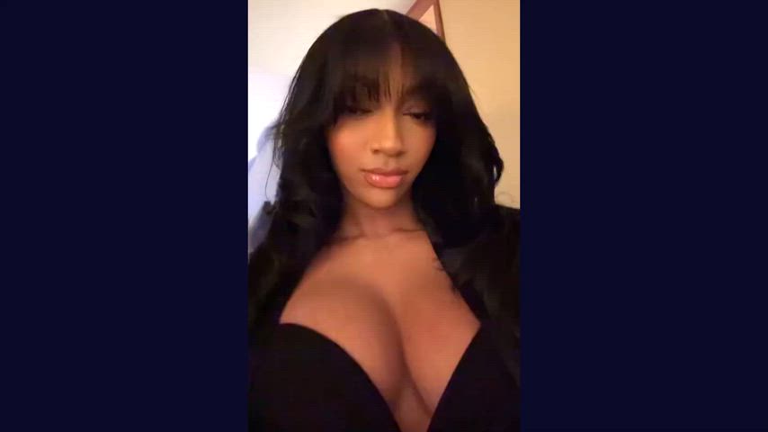 bangs big tits boobs bra celebrity cleavage ebony groping lips lipstick tik-tok clip