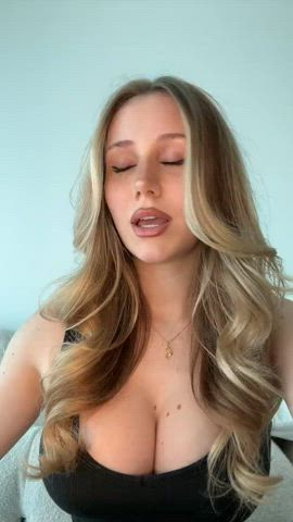 big tits blonde tiktok clip