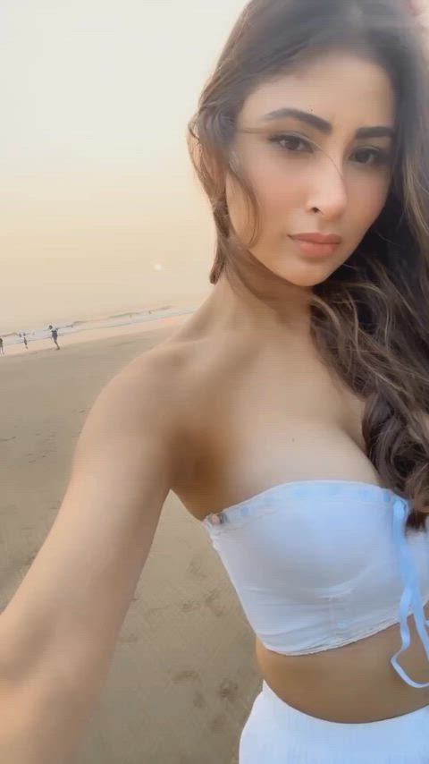 Bong Raand Mouni Roy herself showing her Fat Silicon Udders to make all of us shoot
