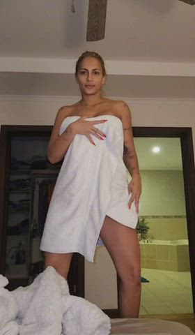 dancing naked towel clip