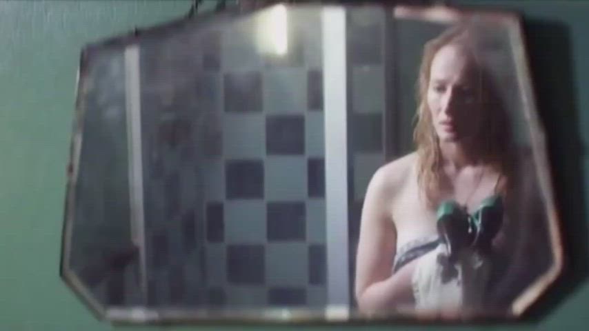 boobs celebrity shower clip