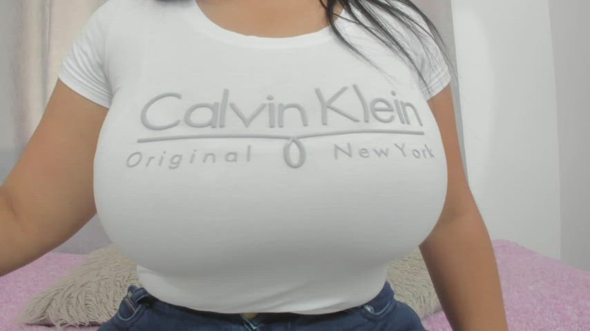 Big Tits Boobs Natural Tits Webcam clip