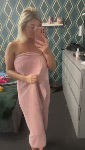 boobs pierced towel clip