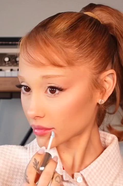 ariana grande celebrity lips lipstick lipstick fetish clip