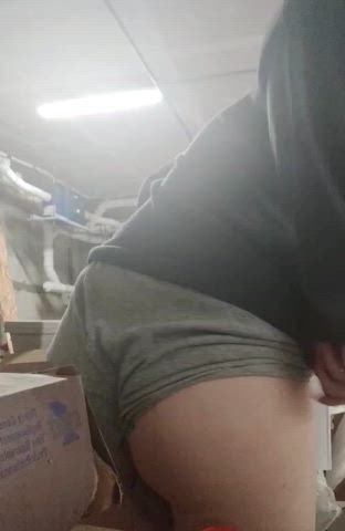 Another hilarious wedgie vid by u/Tinyandfrustrated. Bully him in the comments (he