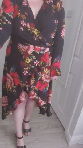 just a cheeky BBW upskirt in my new dress 😊