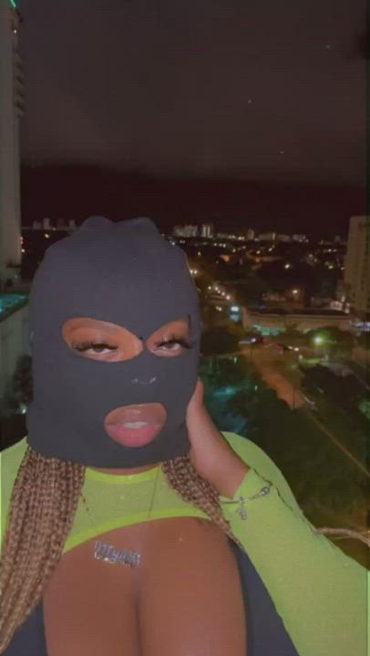 Boobs Busty Ebony Mask clip