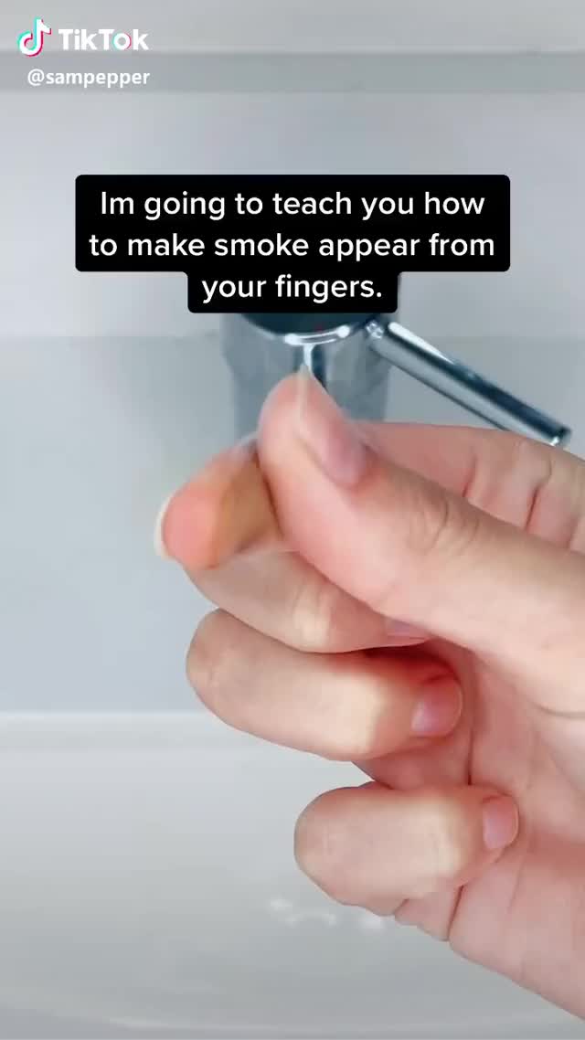 Duet me if you try this. Thanks @hanridge for the hands #smoke #magic #trick #howto