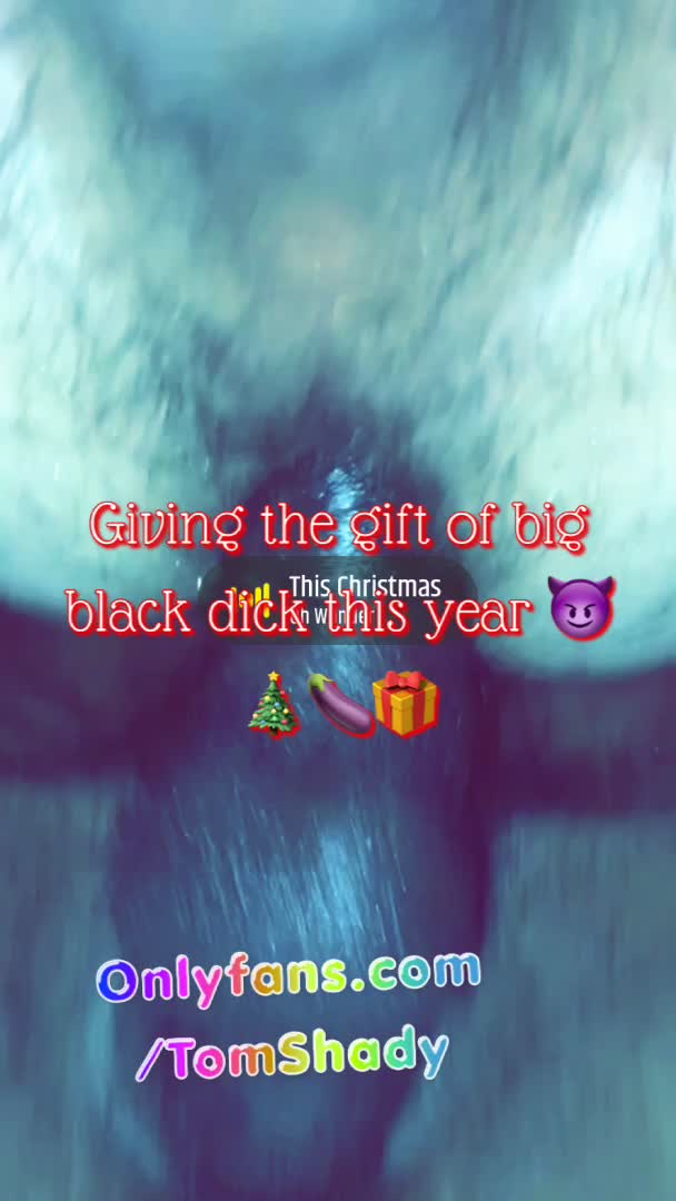 Giving dick for Christmas Onlyfans.com/Tomshady