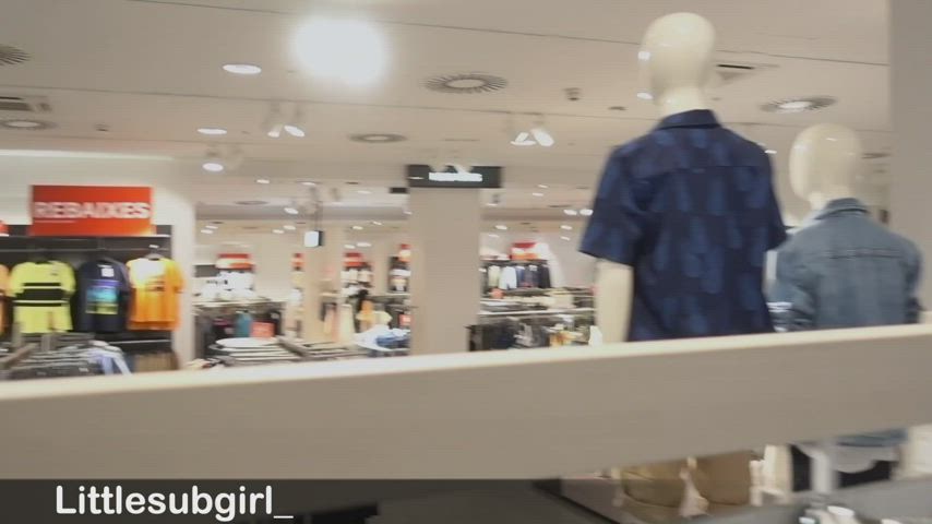 Littlesubgirl - Flashing my tits and pussy in public