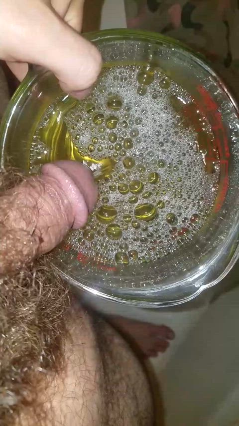 amateur bear cock hairy homemade pee peeing piss pissing pubic hair clip