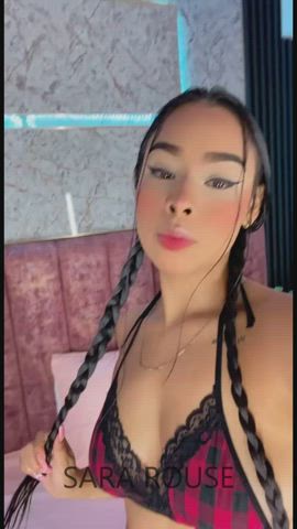 ebony public tits clip