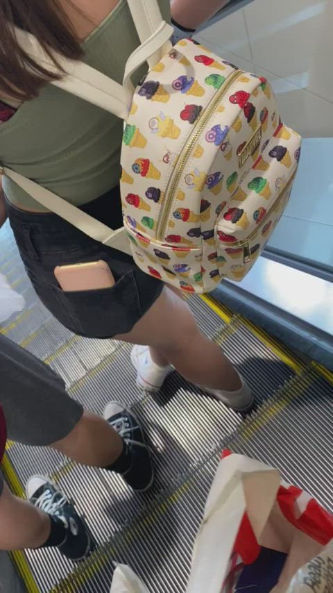 ass candid escalator gooning phone public shorts teen teens clip