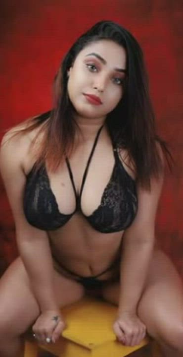 Desi Indian Model clip