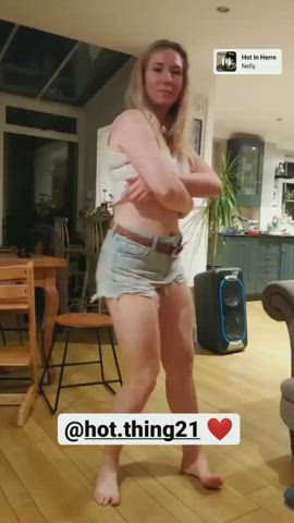 Amateur Cougar MILF Mom Step-Mom Strip Stripping Striptease Tease Porn GIF