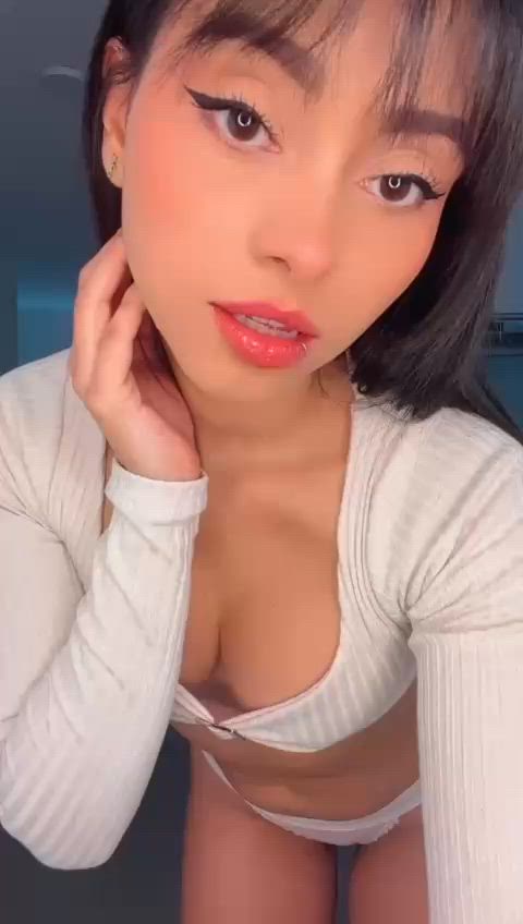 boobs tease teasing latinas tik-tok clip