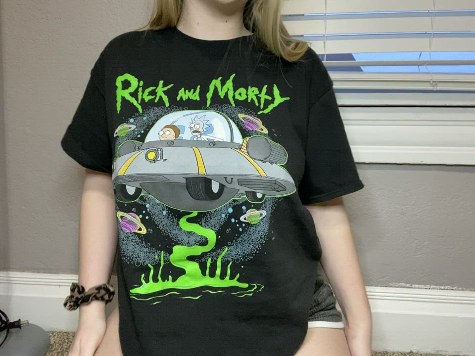 Look Morty! She’s about to drop her tits