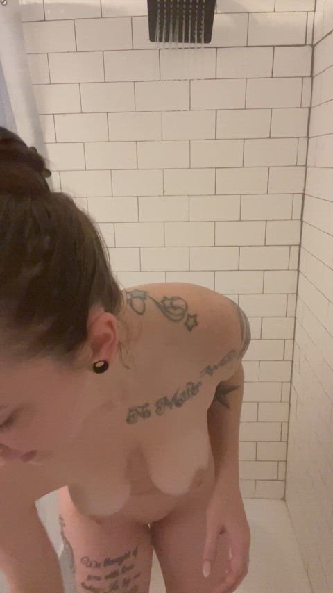 milf natural tits onlyfans shower tease clip